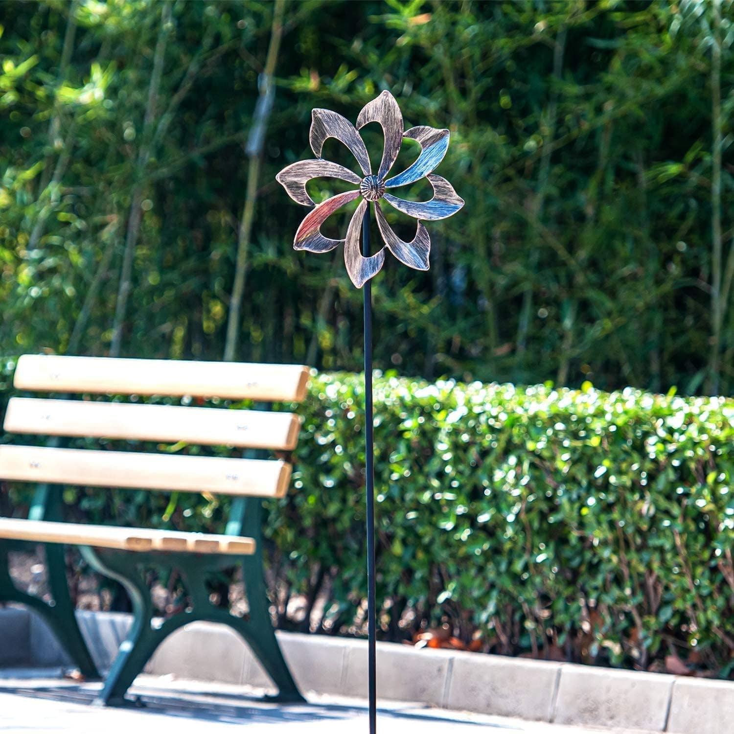 Windrad für draußen - Windspiel aus Metall - Einzelblatt Windrad, Gartendeko für draußen, leicht drehend- ideal für Terrasse und Garten, wetterfestes Gartendeko, standfest - Dahlie 155 cm Kupfer