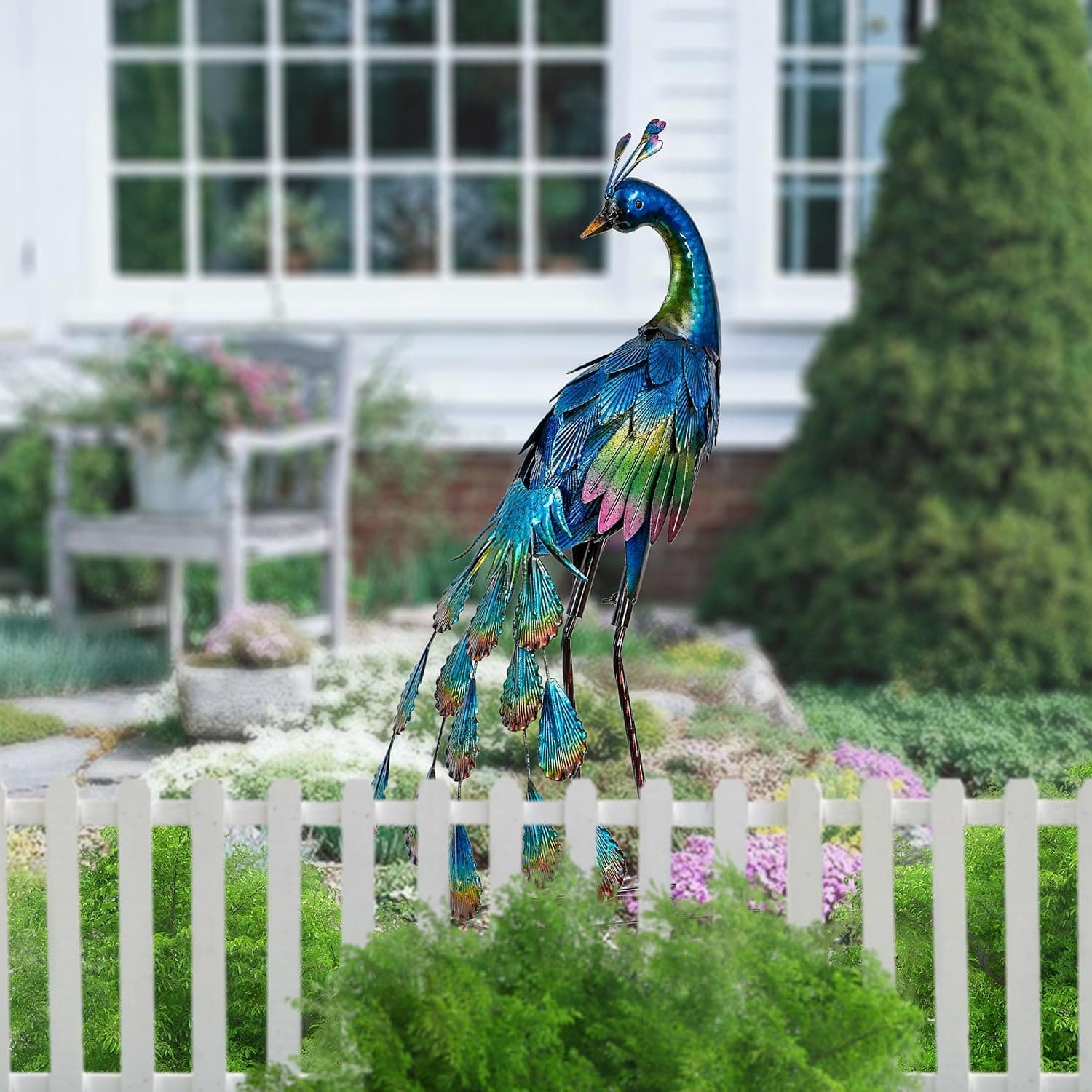 TERESA'S COLLECTIONS Gartendeko für draußen, Gartenfigur für Außen, 45.7cm Metall Pfau Wetterfest Figur, Stehende Pfau Metallfigur für Terrasse Balkon Rasen, Muttertagsgeschenk Vatertagsgeschenk(M)